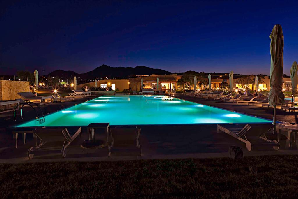 Paradise Resort And Spa San Teodoro  Exterior photo